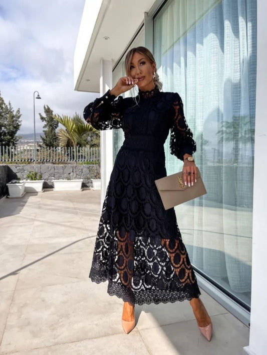 CM | Elegante vestido midi de encaje francés