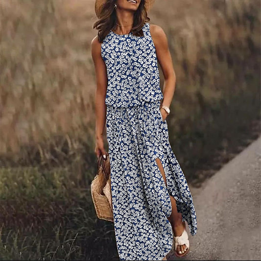 CM | Chic maxi vestido en un pequeño patrón floral con bolsillos.
