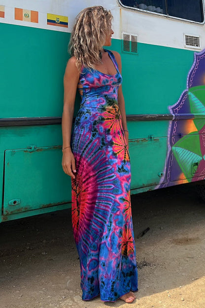 CM | La Bamba maxi vestido elástico con lazada en la espalda y estampado tie-dye