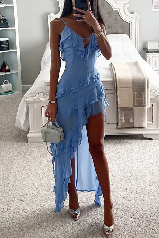 CM | Vestido largo fluido con volantes superpuestos y abertura irregular para un look elegante