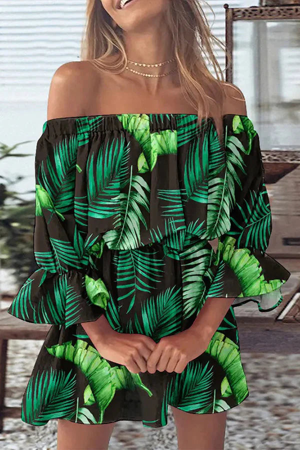 CM | It All Begins with Love Mini vestido estampado sin hombros