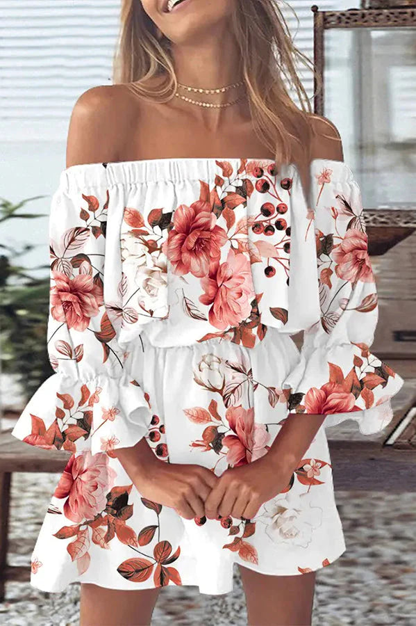 CM | It All Begins with Love Mini vestido estampado sin hombros