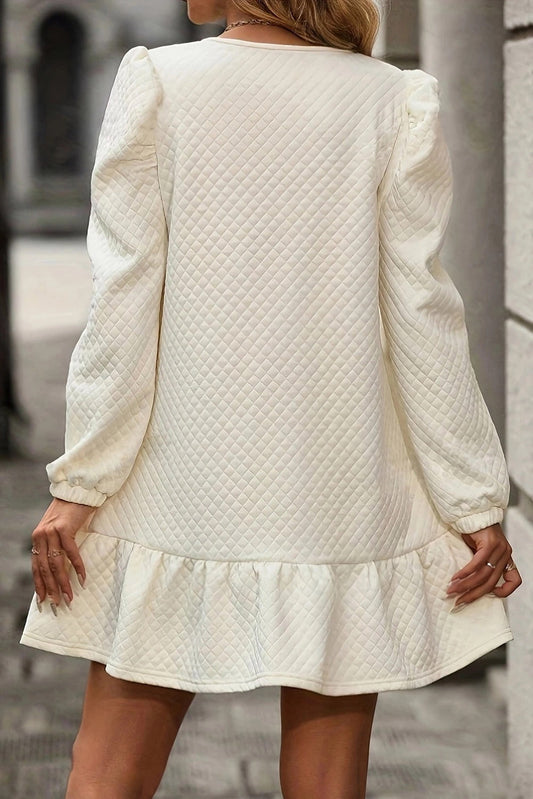 CM | Minivestido estructurado blanco con dobladillo de volantes