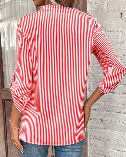 CM | Blusa casual con cuello en V y estampado de rayas