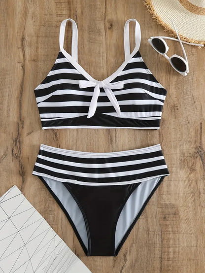 CM | Bikini sexy con estampado de rayas y nudo en V