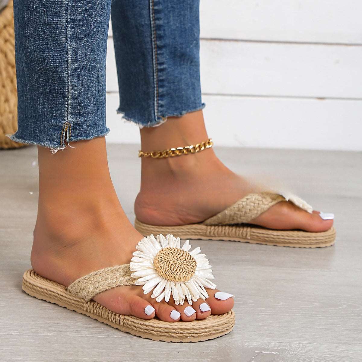 CM | Sandalias planas de mujer bohemias casuales con flor