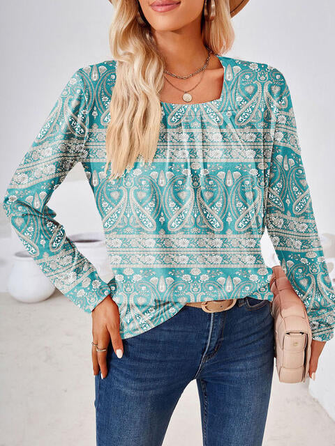 CM | Blusa clásica y cómoda