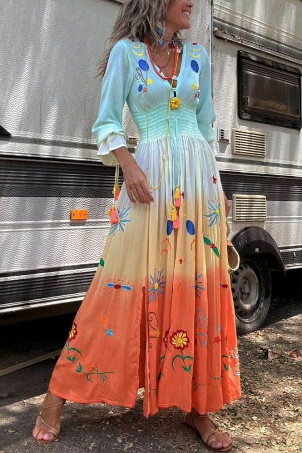 CM | Gigi Maxi Vestido con Flecos y Cintura Elástica con Estampado Degradado y Diseño Único