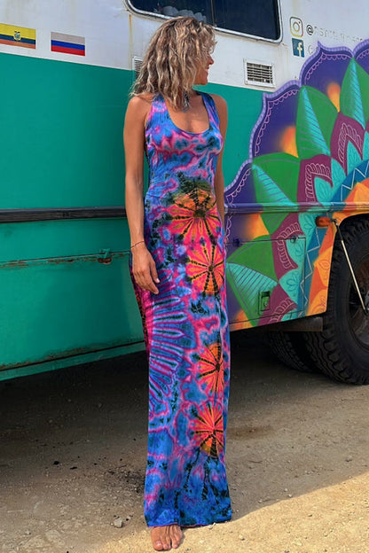 CM | La Bamba maxi vestido elástico con lazada en la espalda y estampado tie-dye