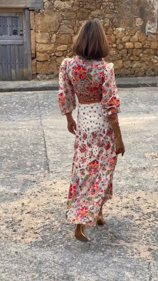 CM | Elegante maxi vestido con estampado floral y cuello