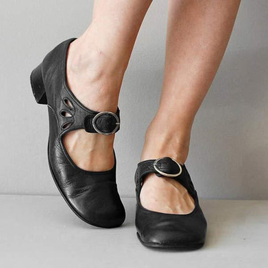 CM | | Elegantes sandalias de piel PY