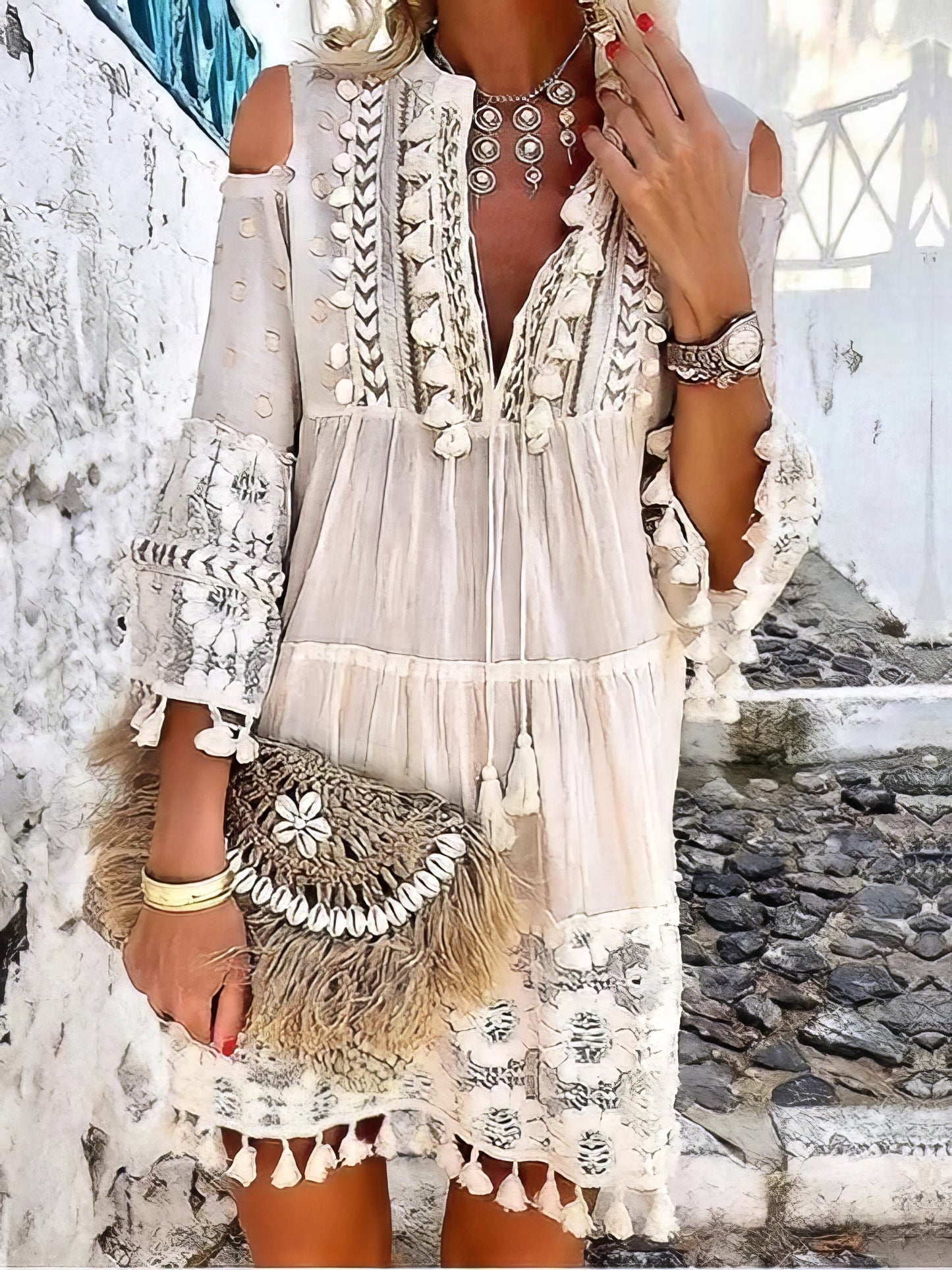 CM | Fashion Minivestido de encaje con flecos y cuello en V