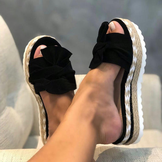 CM | Sandalias de plataforma | ¡Las sandalias más de moda y alegres del verano!