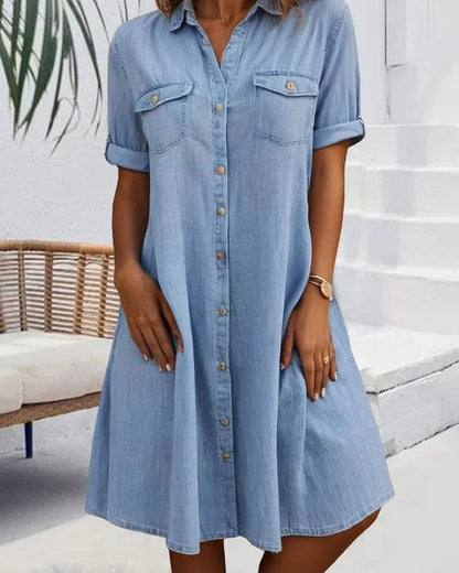 CM | Vestido midi con mangas cortas y cierre de botones