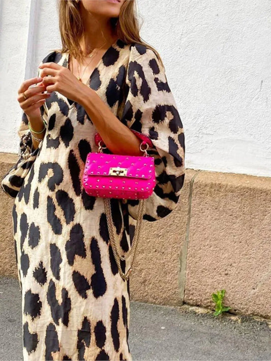 CM | Vestido midi de lujo con estampado de leopardo