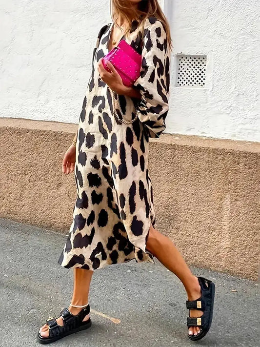 CM | Vestido midi con estampado de leopardo y mangas tres cuartos