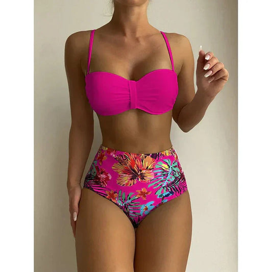 CM | Bikini chic con cintura alta y diseño floral