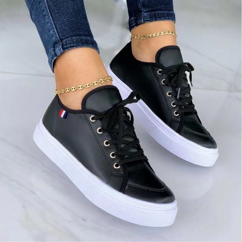 CM | Zapatillas clásicas y cómodas para el verano