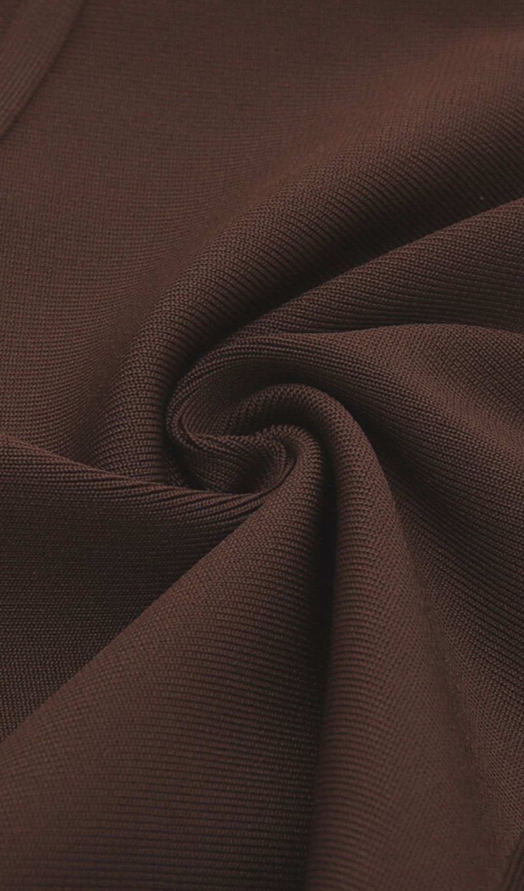 CM | MINI VESTIDO VENDAJE SIN TIRANTES EN MARRÓN