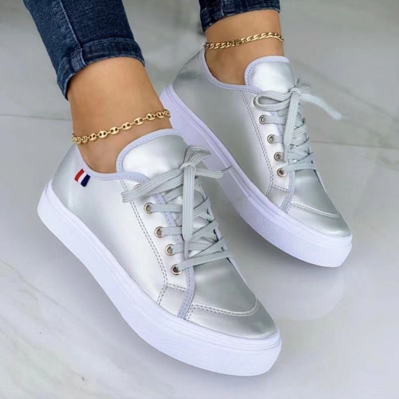 CM | Zapatillas clásicas y cómodas para el verano