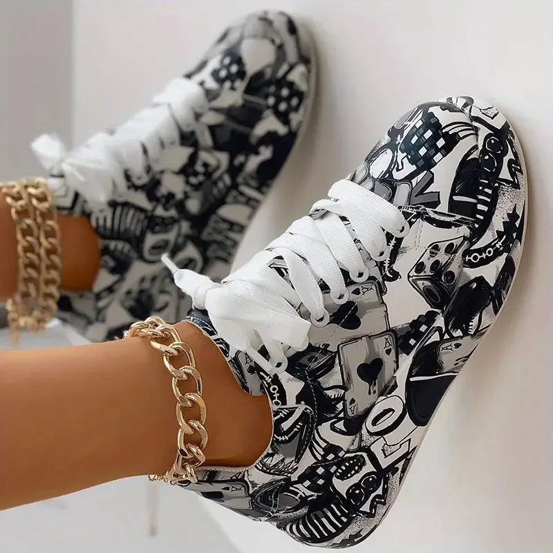CM | Zapatillas altas con estampado de graffiti