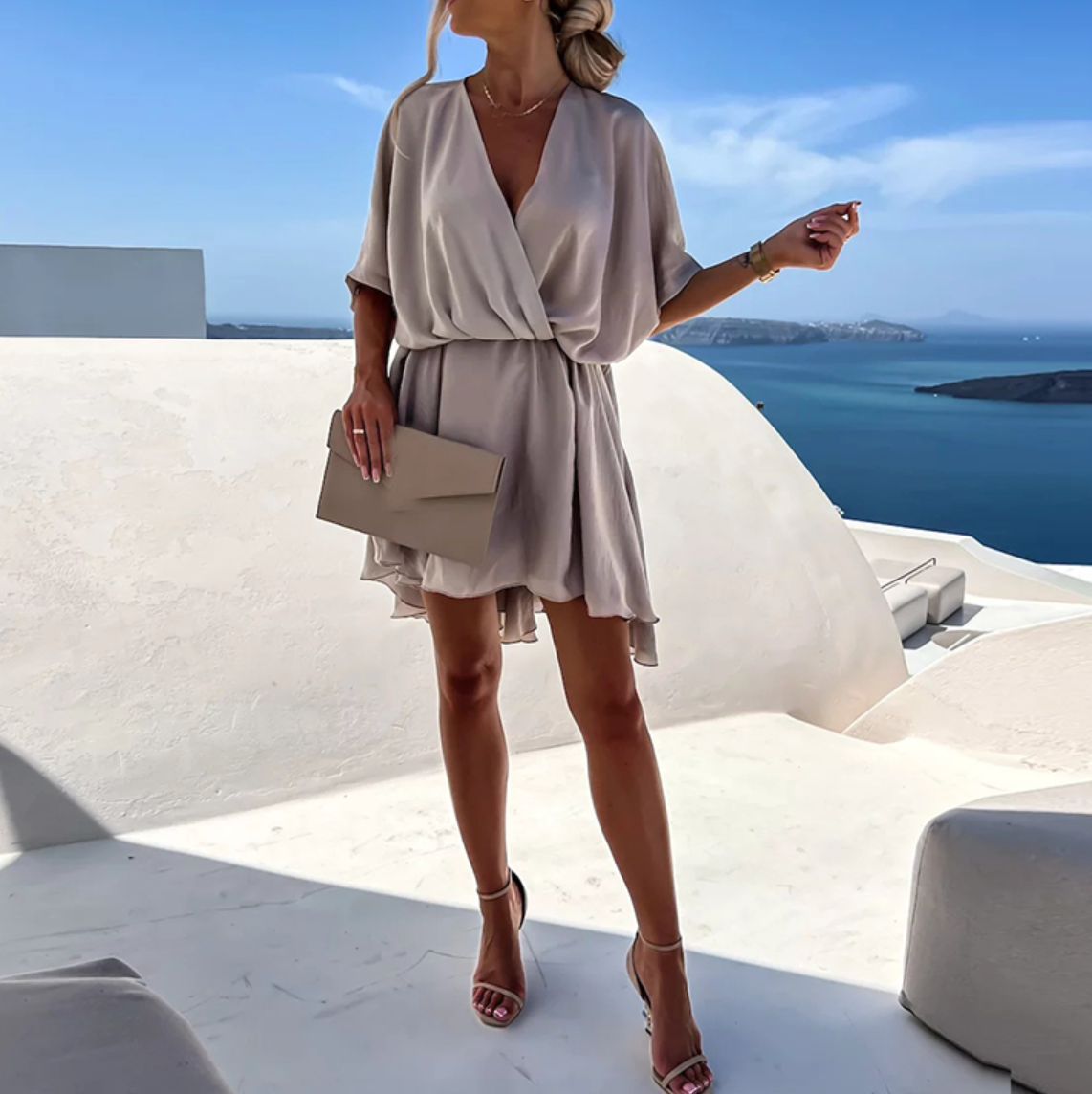 CM | Chic mini vestido de verano con cintura alta