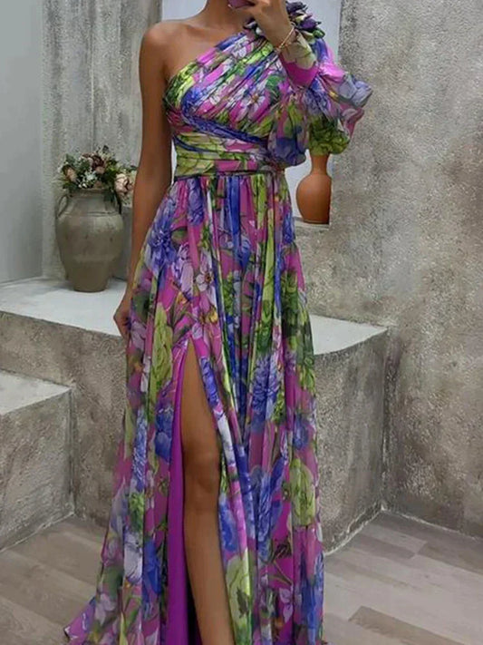 CM | maxi vestido fluido con estampado floral y un hombro en lila