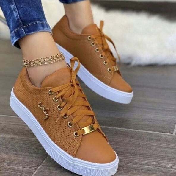 CM | Zapatillas clásicas y cómodas para el verano