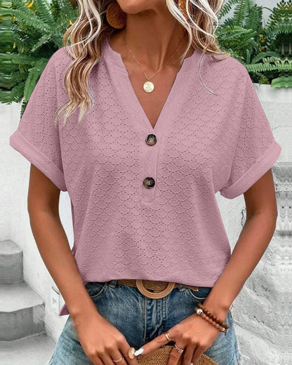 CM | Camisa de manga corta monocolor con escote de muesca y ojales