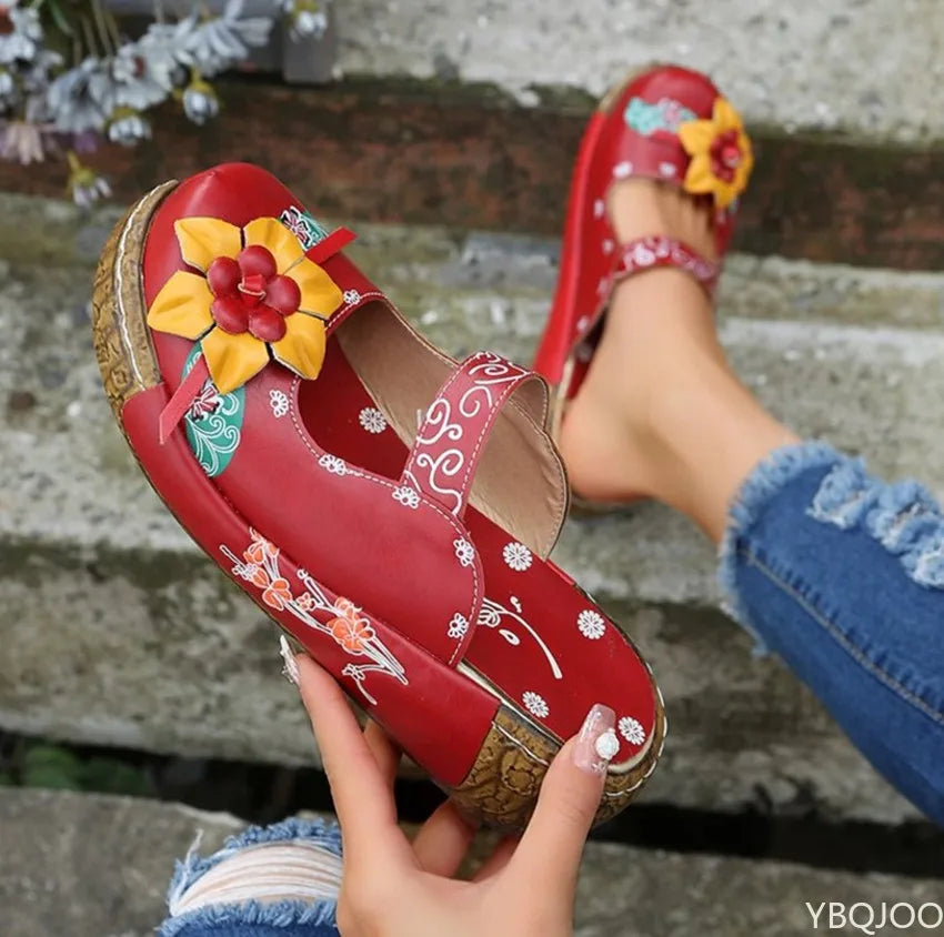 CM | Zapatillas casual con suela gruesa y estampado floral