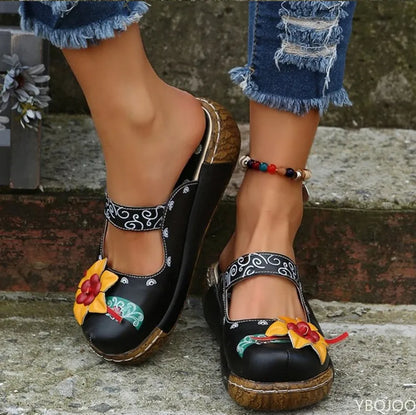 CM | Zapatillas casual con suela gruesa y estampado floral