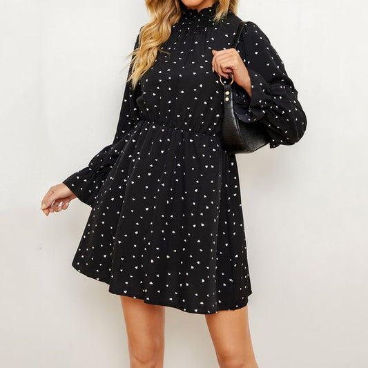 CM | Mini vestido línea A con estampado de corazones vb50