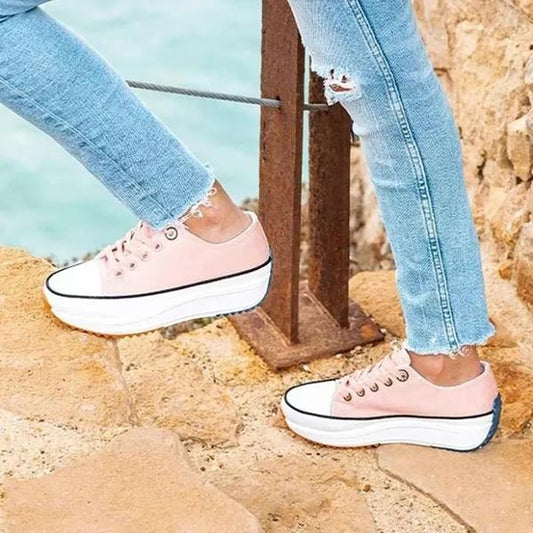 CM | Elegantes zapatillas con plataforma