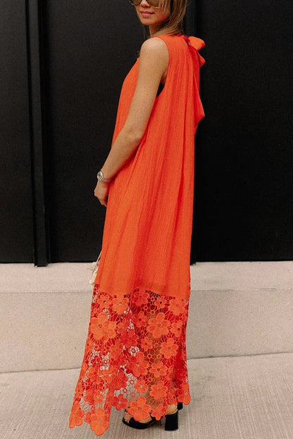 CM | Breezy Comfort escote de corbata maxi vestido sin mangas con dobladillo de encaje floral