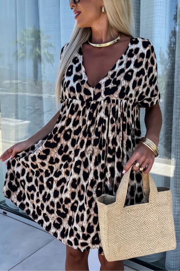 CM | Minivestido caqui de leopardo con escote en V y espalda holgada