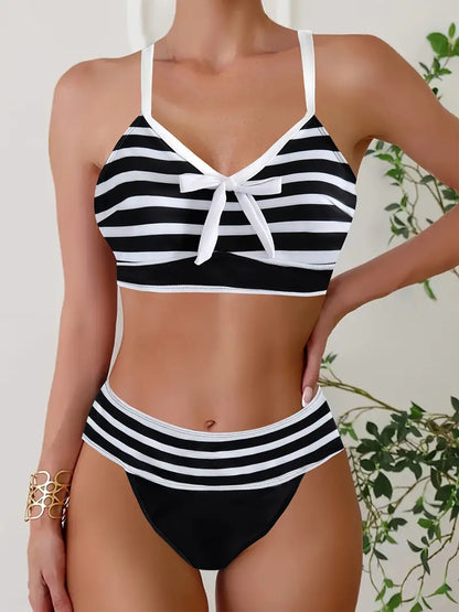 CM | Bikini sexy con estampado de rayas y nudo en V