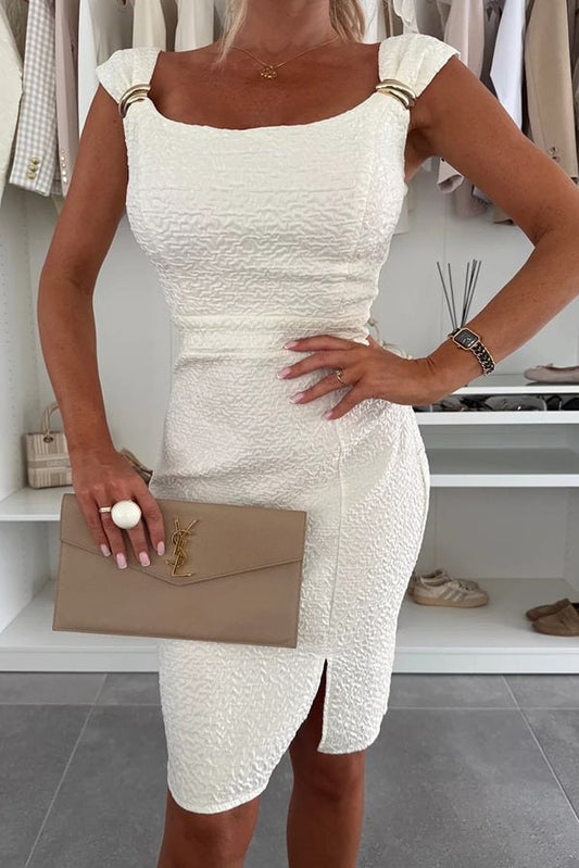 CM | Minivestido ajustado con tiras de color sólido y adornos metálicos