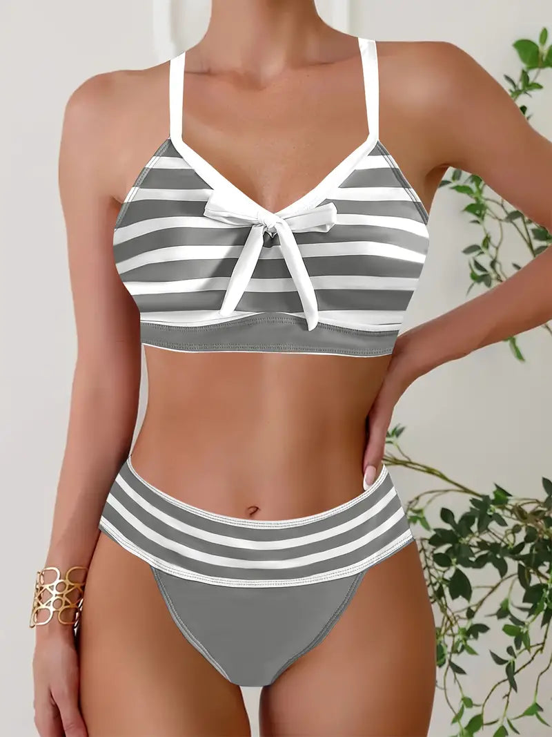 CM | Bikini sexy con estampado de rayas y nudo en V