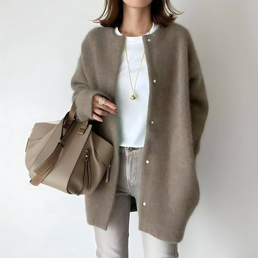 CM | Rebeca elegante y con estilo
